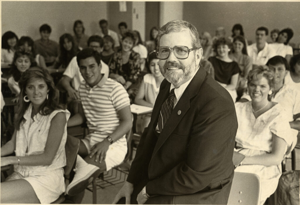 Prof. Kiesner in 1985 with Students in Class