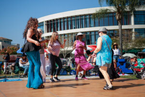 SalsaFest Dancing