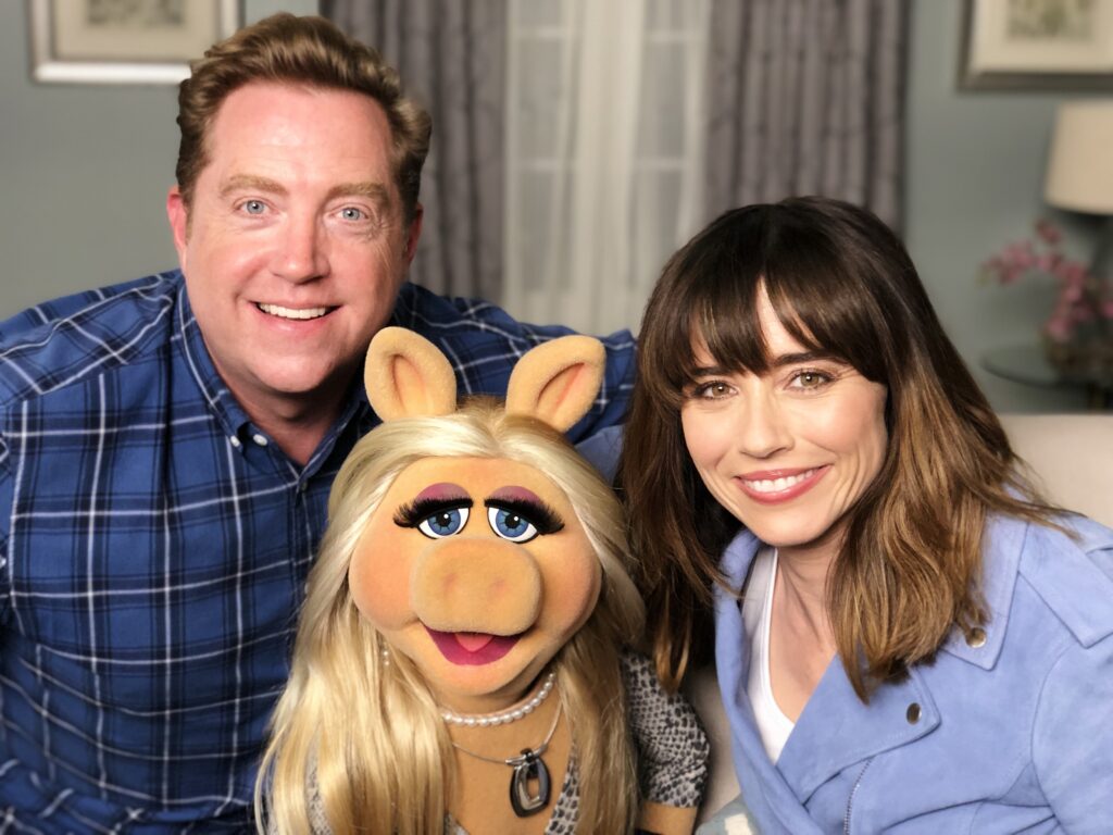 Kelly Younger, Miss Piggy, and Linda Cardellini (2019). Photo courtesy of Kelly Younger.